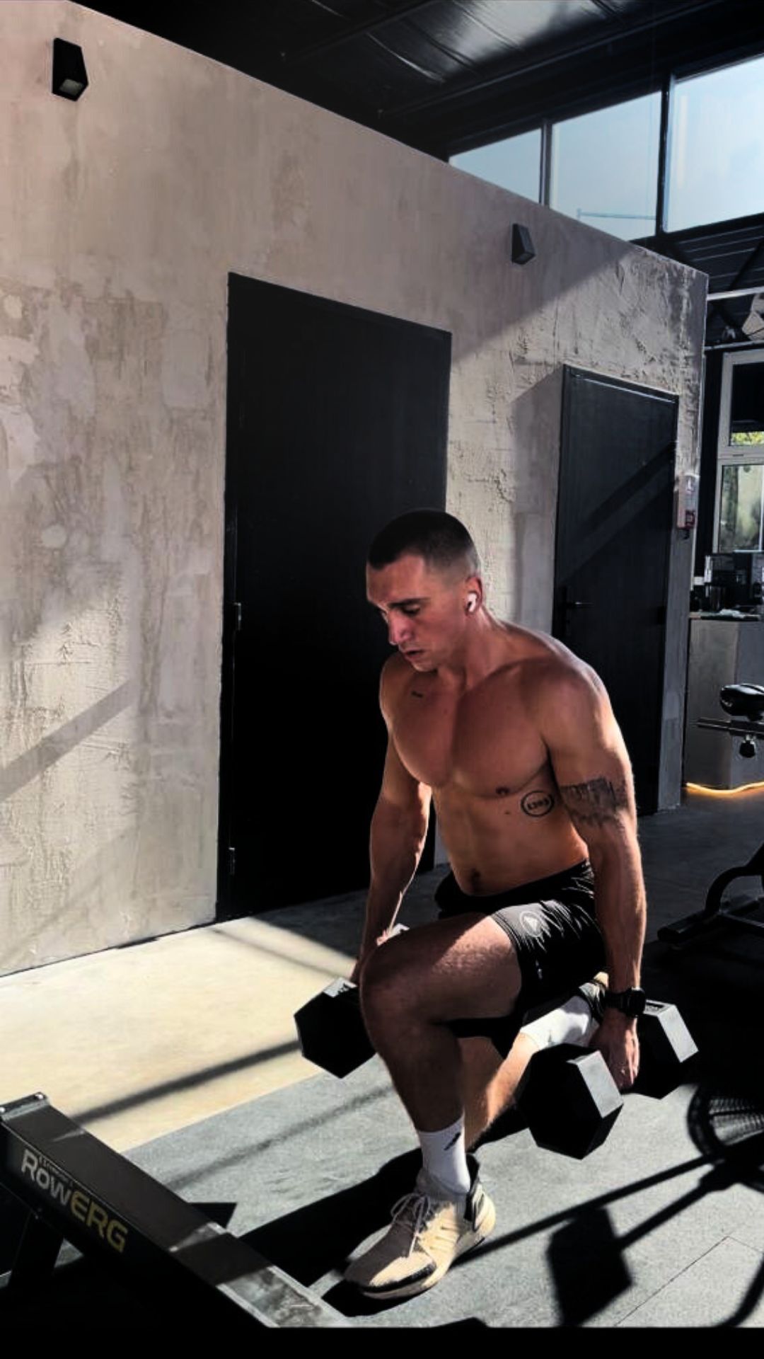 copie de story le local